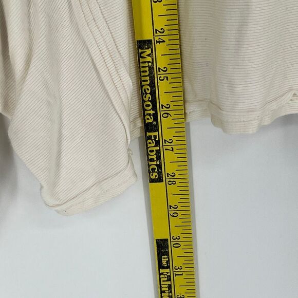 WE THE FREE Women’s Long Sleeve Cowl Neck Top M Cream Soft Knit Free People Boho - Picture 4 of 9